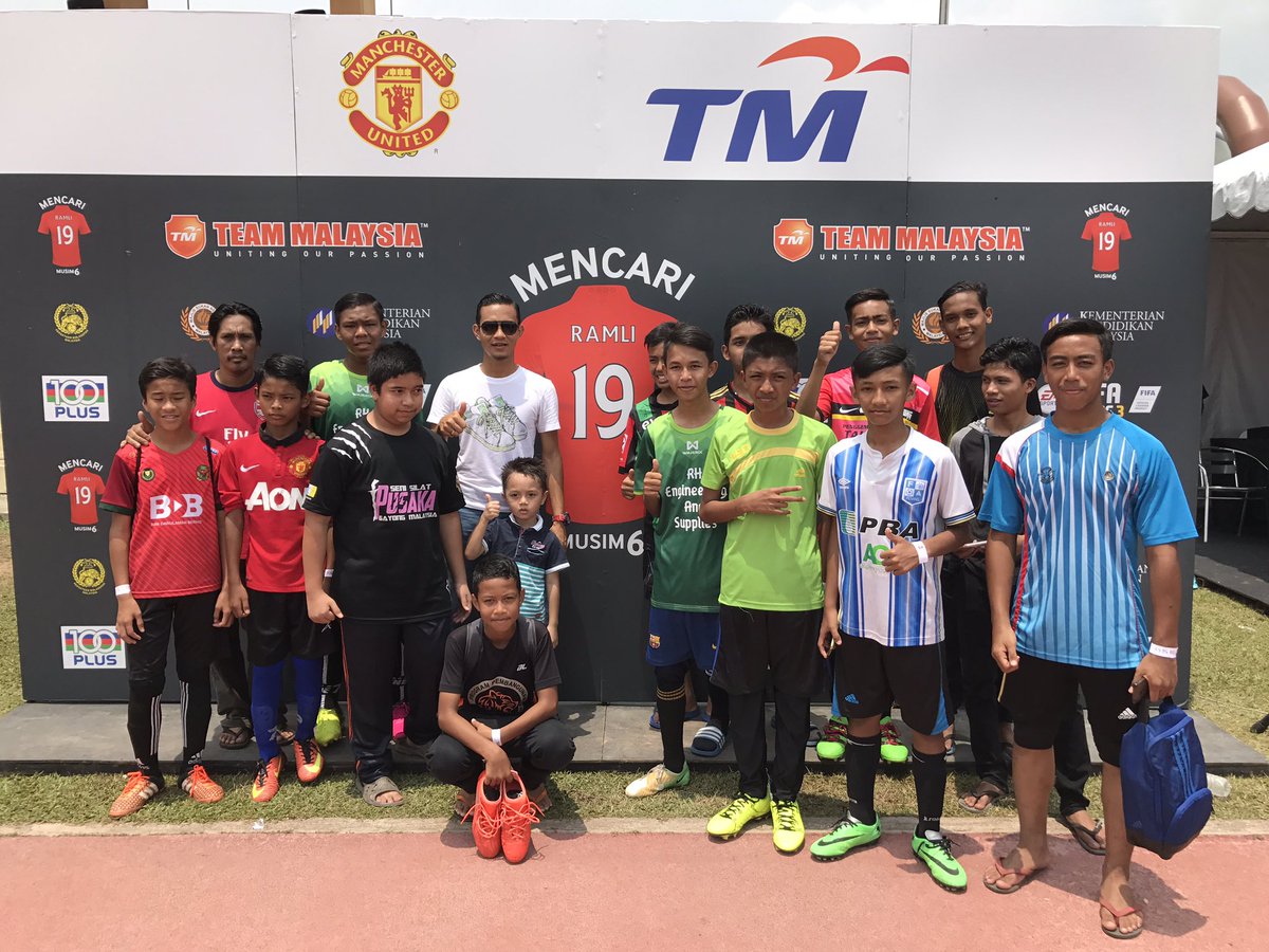faizsubri131's tweet photo. All the best for #MencariRamli6 
@TeamMsia @ManUtd https://t.co/7es9vrPjv4