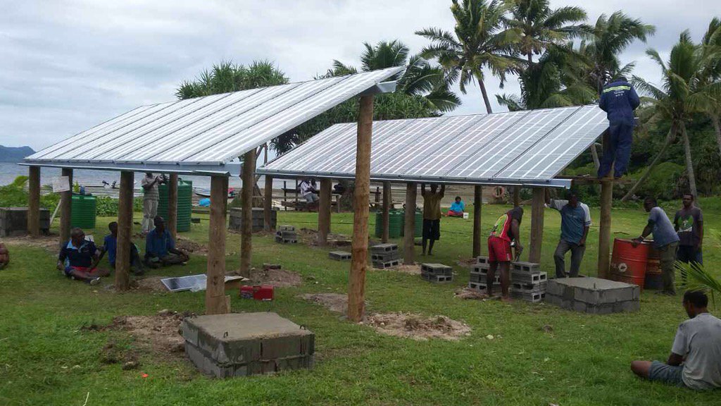 atulraturi's tweet image. Our #solar-desalination project taking shape in #Yanuca island #Fiji @UniSouthPacific @ambafrancefj  #SDGs