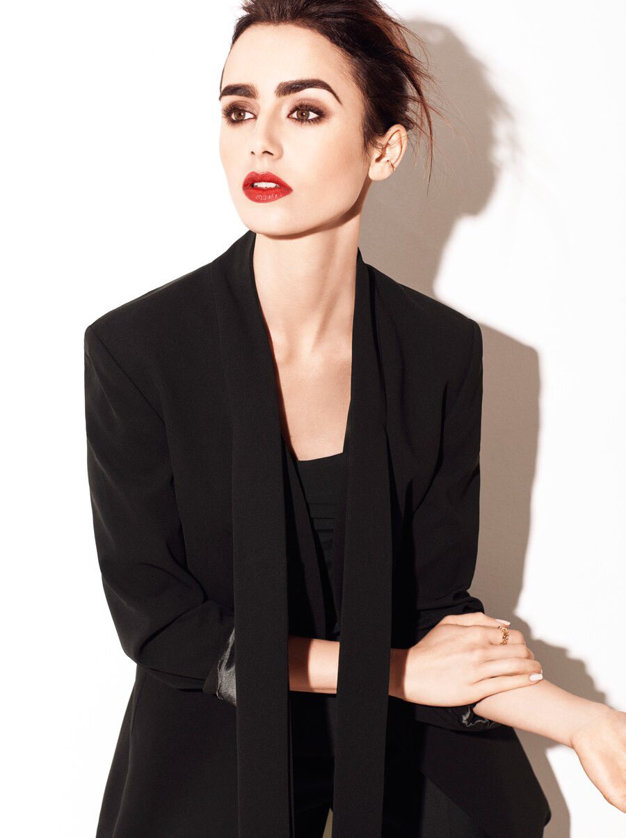 Happy birthday queen Lily Collins          