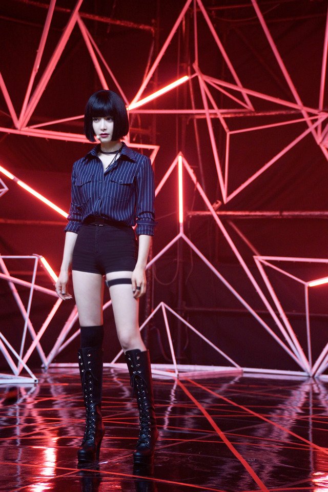 에프엑스 쓸데없는 정보봇 tweet media