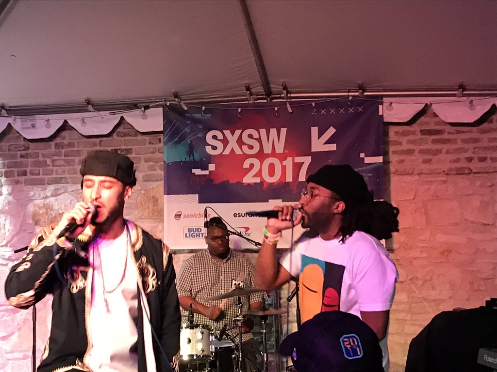 contrabannedSX's tweet photo. .@jameslindseyco heating it up https://t.co/nh9WTZIxh6