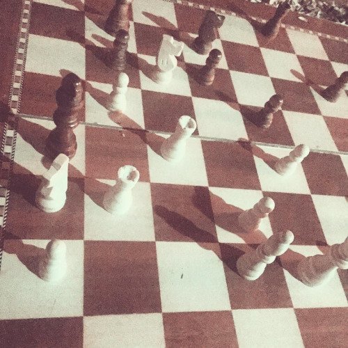 CubixChess's tweet image. #friends #chess #deap#thinking🤔 ift.tt/1UfUHoX