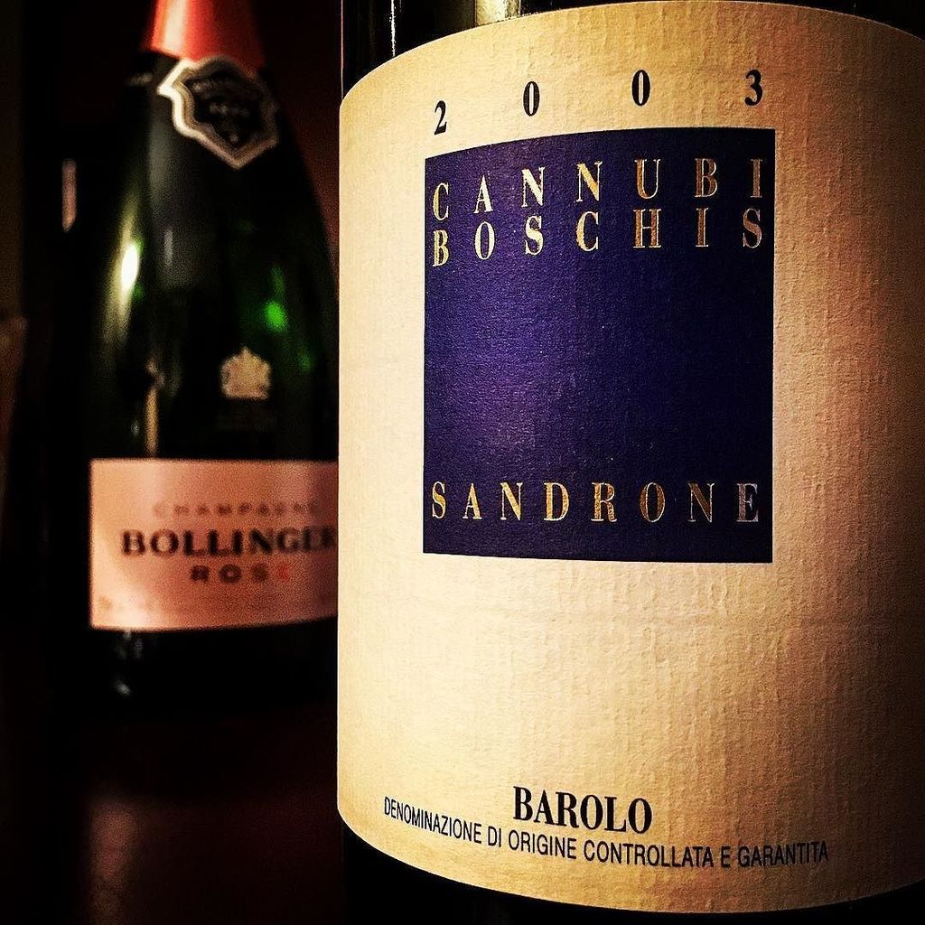 vintuswines's tweet photo. Great producers know how to handle challenging vintages #sandrone #barolo #pastanight https://t.co/6dJHxkxxYl https://t.co/XsPyOzYg7C