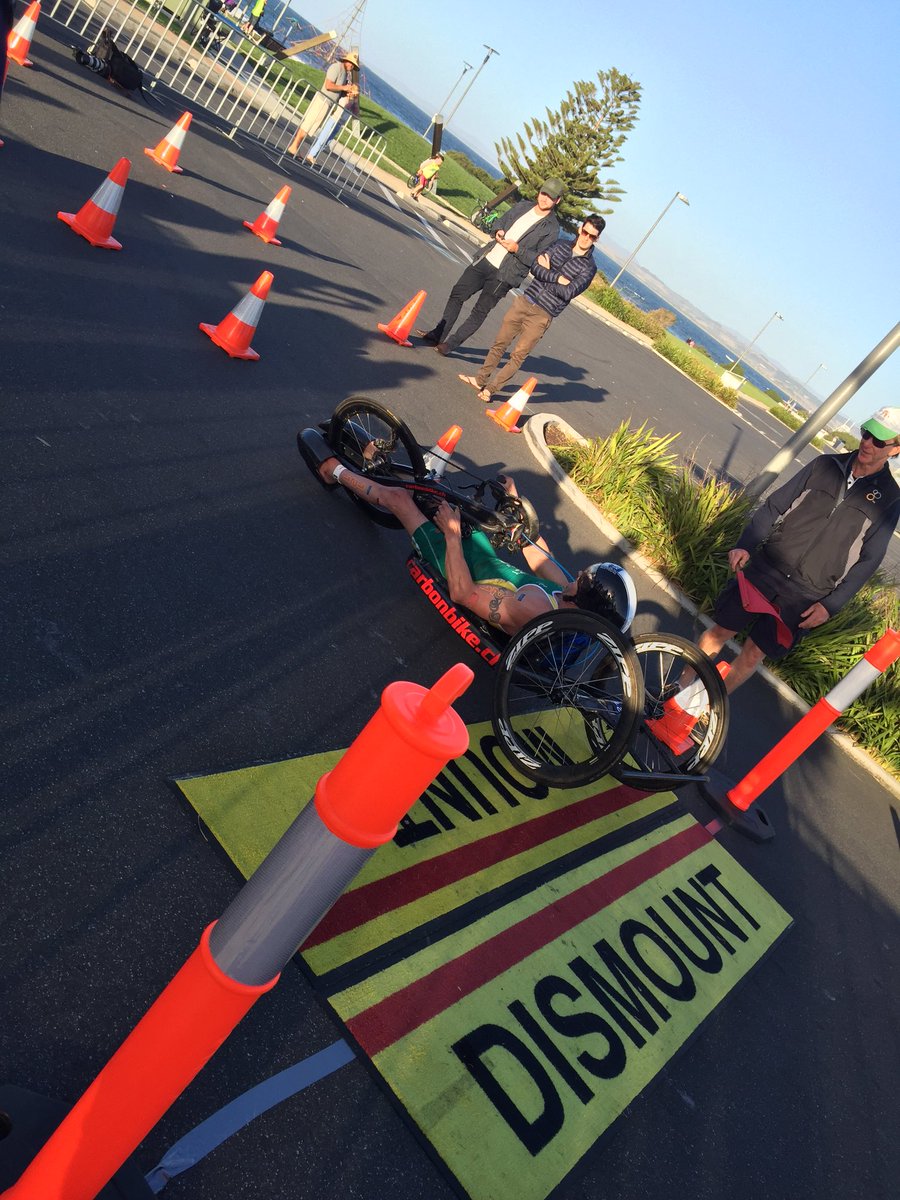 camronslessor's tweet photo. Inspirational athletes here for the #Paratriathlon in Devonport #DevTri https://t.co/LjyMllw29T