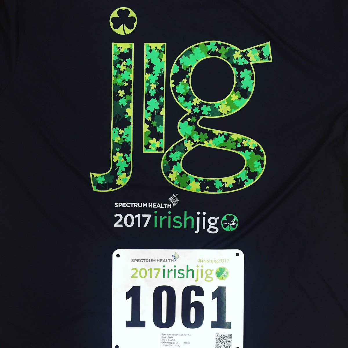 Good luck Irish Jig runners! ☘ show us your bib and get 15% off your purchase today 💚