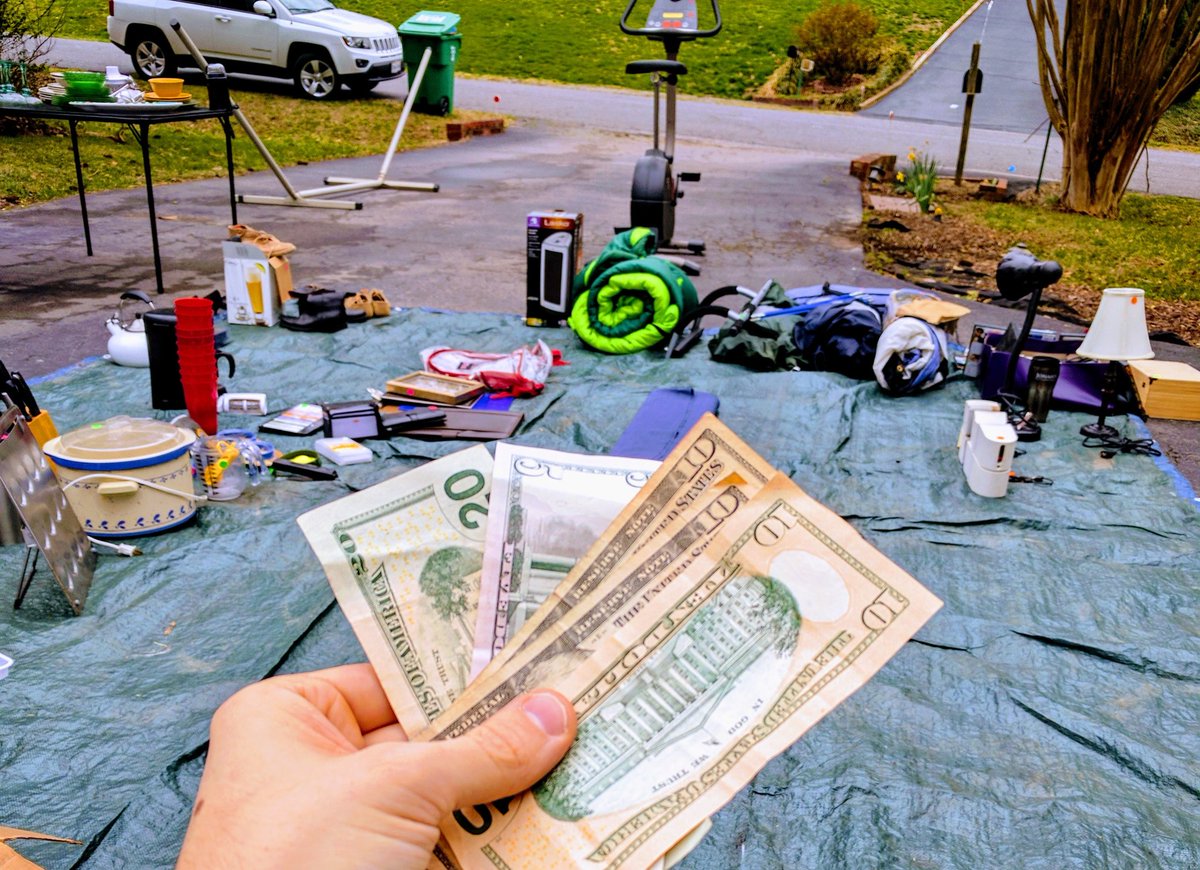 ChooseFi's tweet photo. The art of the deal #fwotw #1styardsale #fridayroundup https://t.co/o8ndsicnPf