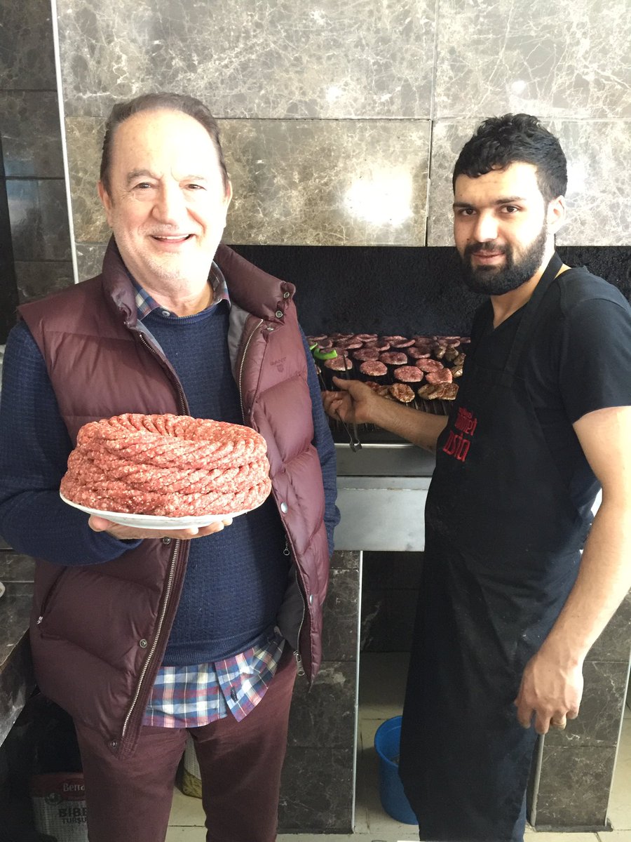 umitzaim's tweet photo. Bugün... Sıvas köfteci kirli Ahmet ... süperdi https://t.co/B0VbklcWZp