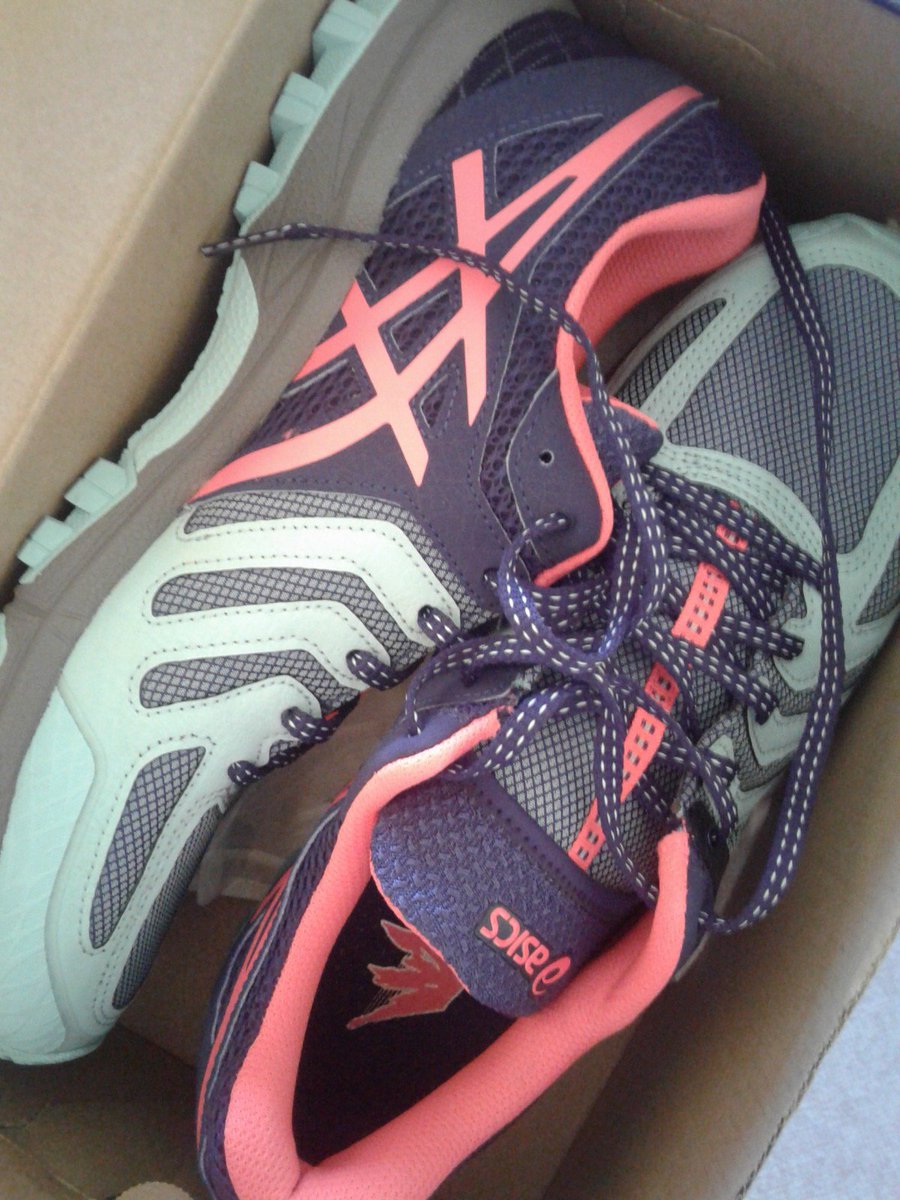 MarikevdW's tweet image. Hello @ASICS_ZA @Discovery_SA @TeamVitalitySA #Shoebooster #ActiveRewards #loverunning #trailrunning