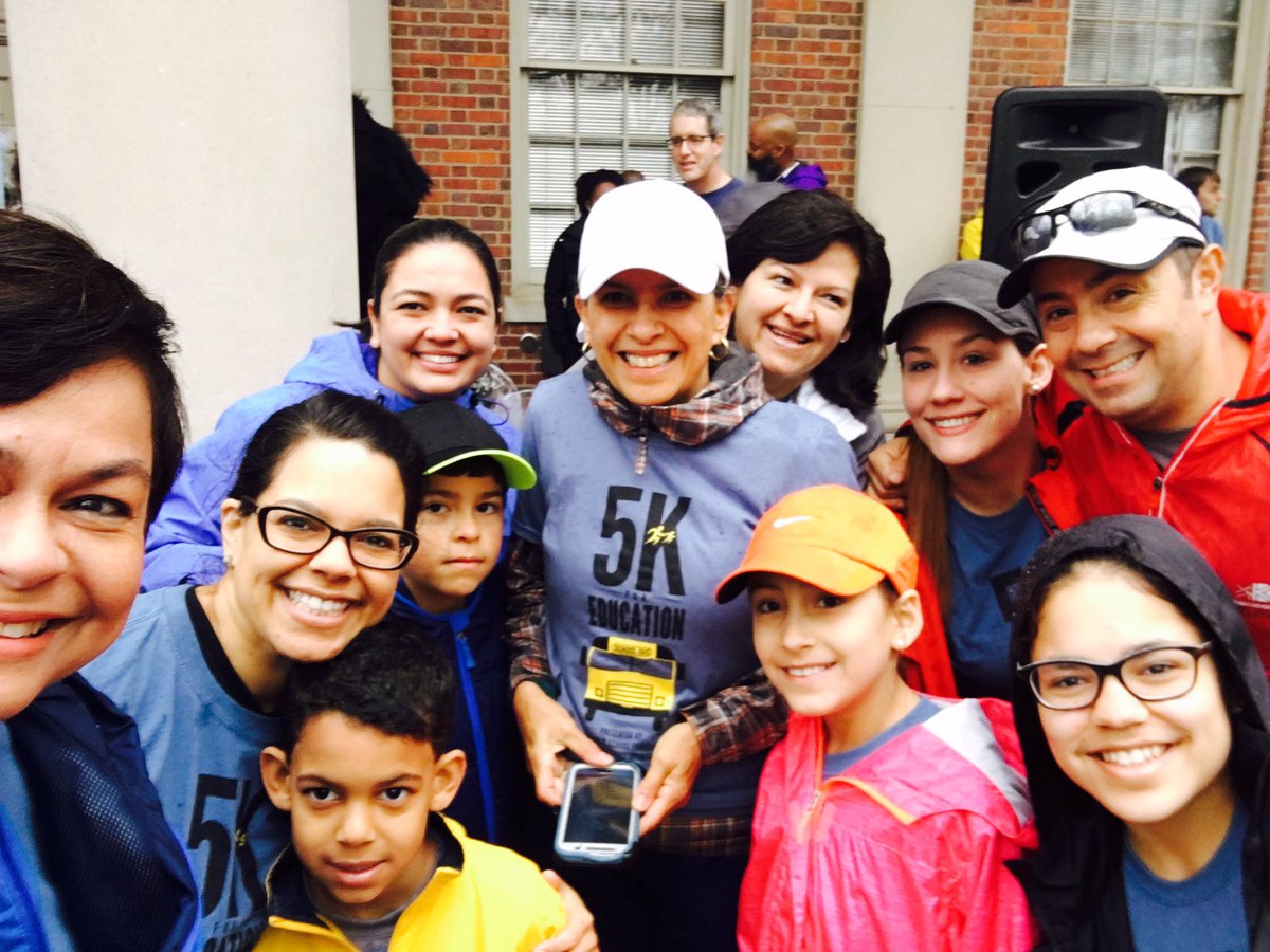 SraDyroff's tweet photo. 5K for Education @FPGBilingue https://t.co/KZJOcSTSq1