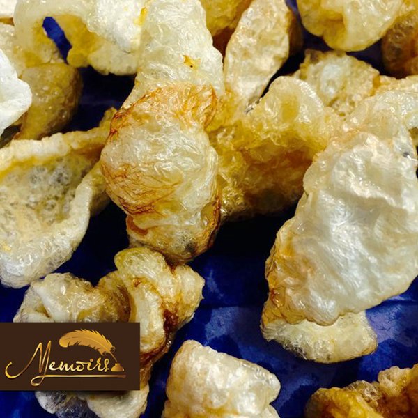 Even our bar nibbles are fresh made! Our fresh crispy Pork Scratchings, pefect with a cocktail. #Colchester #Essex