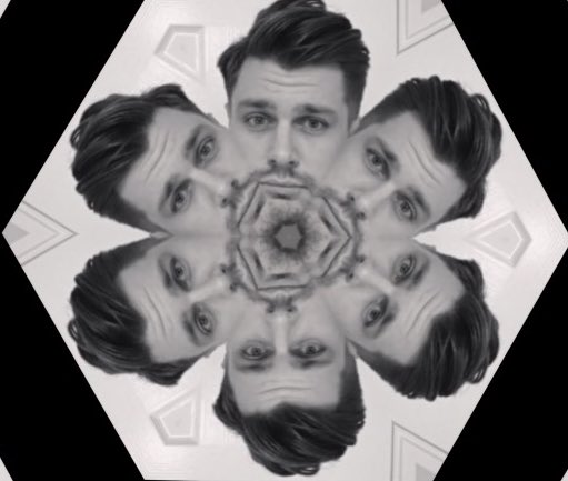 heymich4el's tweet photo. @davidplatten @Handsprings1 @StarterBlkLabel #roseBudding https://t.co/o6nkA4I3cU