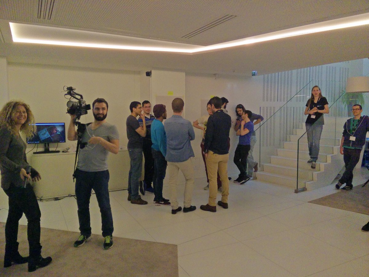 MalcolmFana's tweet photo. New challenge au #hackvaltech
Suspens... https://t.co/wVEKaz1mqd
