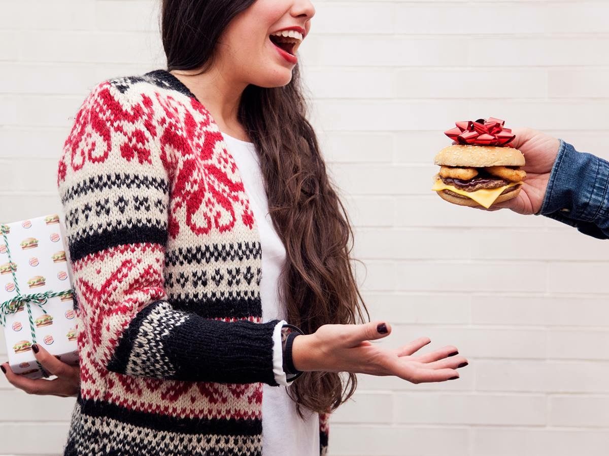 LOLAmullenlowe's tweet photo. Enhorabuena a @BurgerKing “Creative Marketer of the Year” por @Cannes_Lions Muy merecido! https://t.co/6PURAudE55 #OrgulloDeCliente https://t.co/EBy9O0SlJR