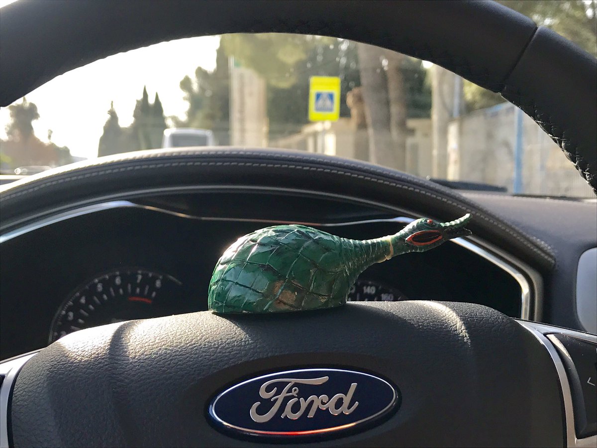 evajimenezlanza's tweet photo. Llegamos con la casa @tysaford a #Italica #patrimoniomundial el #equipomagenta @SantiponceAyto #Aunahorade  nuestro dragón nos acompaña. 👸🏼🐉 https://t.co/dxDvugUOXV