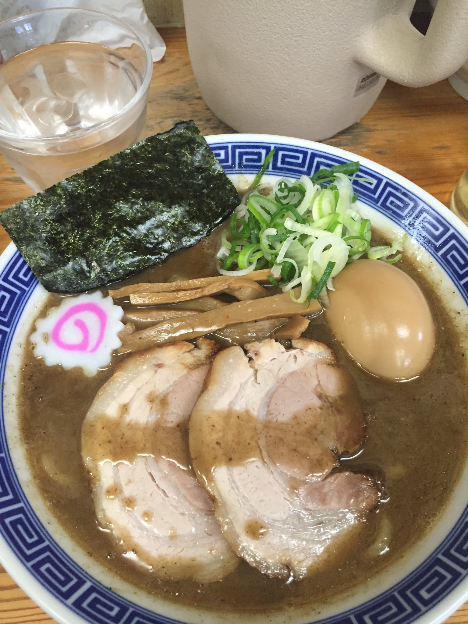 陽はまたのぼる 中華蕎麦サンジさん 小山 中華蕎麦 つい 店内連食してしまいました 篠塚さんの人柄が全面に出た優しい 濃厚豚骨魚介でした 5年前につけ麺博で一緒に働かせてもらった以来の再開でした たくさん お話も出来て お腹も心も満たされまし