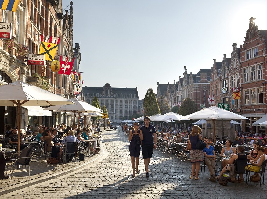 Youropi's tweet photo. Zin om met de hele familie het Belgische ambacht van het bierbrouwen te (her)ontdekken? Dat kan in #Leuven Bierstad: https://t.co/PCg922lCPw https://t.co/omkBmPZPnz