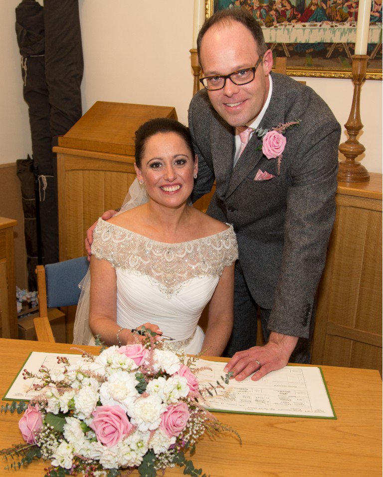 SusanCraigBride's tweet photo. We love to get pictures of our brides on their wedding day, thank you Alex for sharing with us. You look fabulous xx https://t.co/d4COiNEpiY