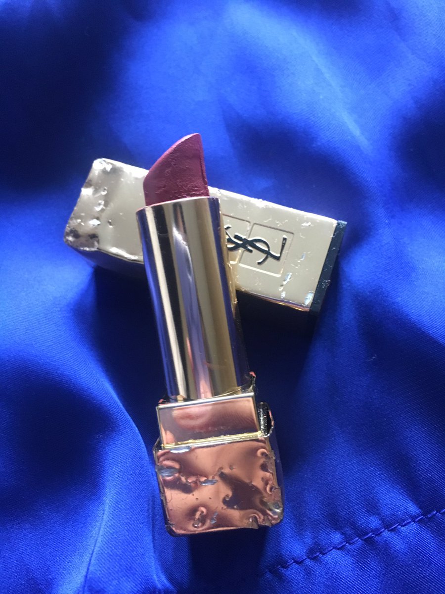 SofiaSarwar's tweet photo. @yslbeauty Thought I'd lost my lipstick only to find I'd dropped it&amp;someone ran over it! It may not look appealing but 🙊sure indestructible https://t.co/wze1eHtVDL