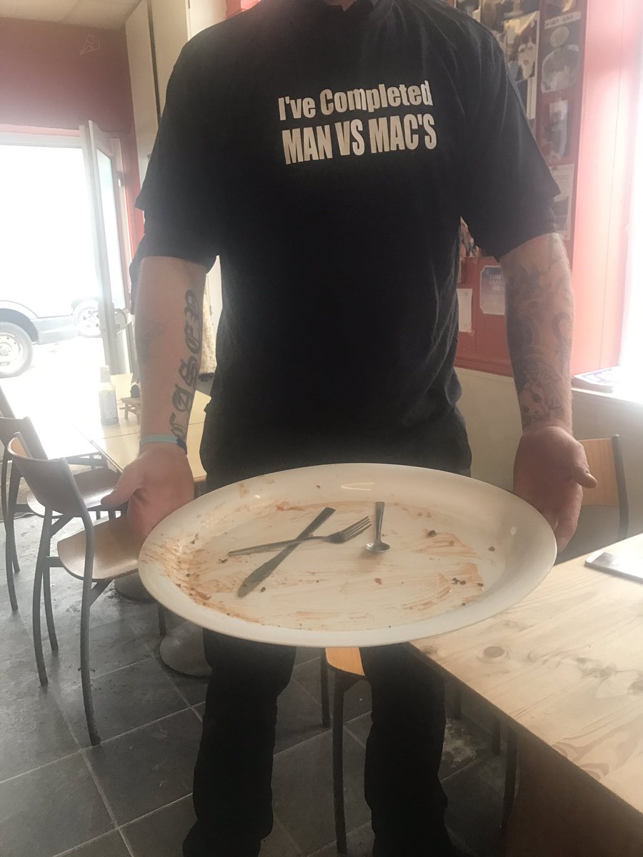 claire17w's tweet photo. Second attempt and he smashed it 💪👊#macscafe #manvsmacs https://t.co/Yy8bxZUHmB