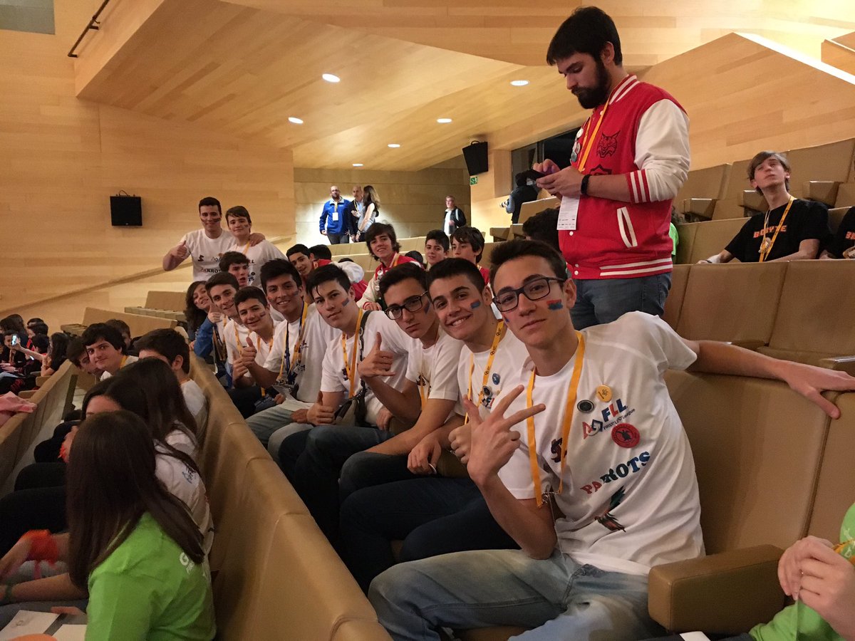 ParrotsFll's tweet photo. @FLLSpain VAMOS PARROTS #PARROTSFLL #LOGROÑO https://t.co/729hDJbOzg
