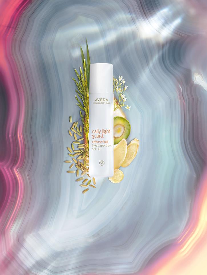 GinaConwayAveda's tweet photo. Remember to protect your #skin with a daily SPF.
@AvedaUK #DailyLightGuard is quick, easy and light on the skin.
Buy now at GC! https://t.co/9tTRvH0UW0