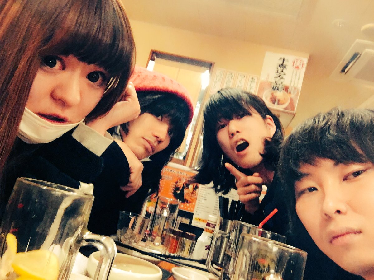 Crampton_band's tweet image. 4/8のライブよりサポートギターをしてくれます、

✨📚本棚のモヨコ📚✨

                  の

💯🎸コンノくん🎸💯

です！

コンノくん、よろしくお願いいたします！
皆さま、よろしくお願いいたします！！