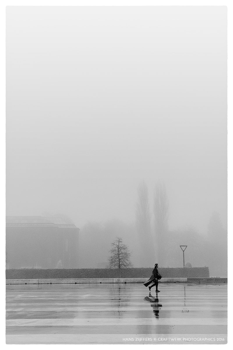 Craftwerkman's tweet photo. Uit de oude doos - "Misty City" (2016) #rotterdam #park #foto #mist https://t.co/A8cNbYVRoT