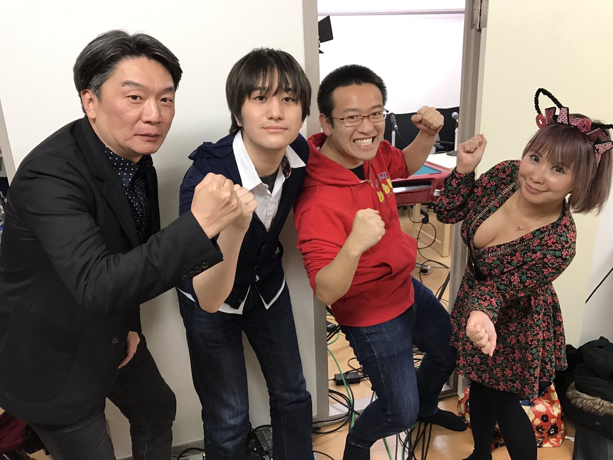 マックスむらい Auf Twitter 麻雀ツモツモのスタートメンツは私に加え プロチームは張さん スタジオカドタチームからは浜田ブリトニーさん 東大麻雀部からは今井さん Appbank ゲーム祭り Vol 6 チャンネル放送編 前編 T Co Nhltaxgnji 麻雀ツモツモ