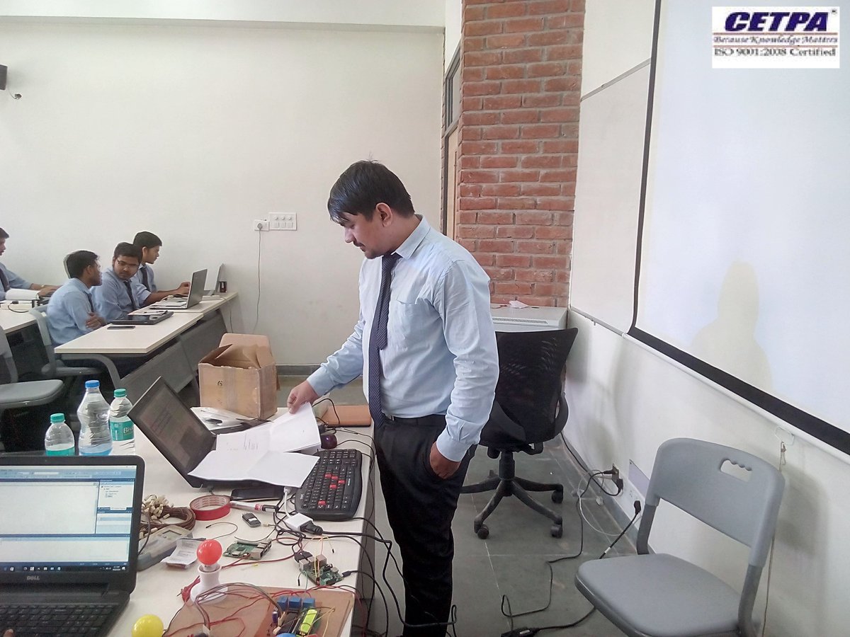 CetpaDehradun's tweet photo. If you are interested for making a bright career in Web development then Come to CETPA Infotech for Best #JavaTraininginDehradun, #STP2017 https://t.co/IcW04UjmqR