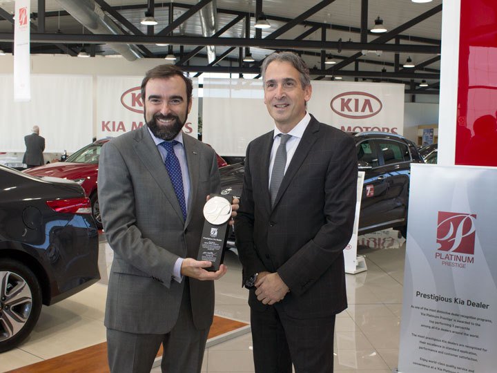 Ismael_DAC's tweet photo. ·@GrupoJulianBUR vuelve a estar entre los 10 mejores concesionarios @kiamotorsiberia de… https://t.co/BRmy1Tw7TB https://t.co/1tFGruzMIX