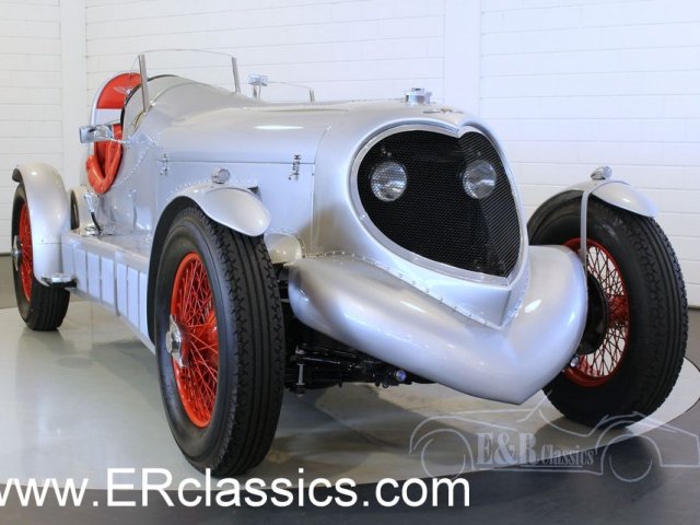 ClassicMotorSal's tweet photo. 1956 #Bentley #SpeedEight #Saturday #SaturdayMorning #SaturdayNight #classiccarsforsale https://t.co/Utk9uLU6DD https://t.co/YWnWbD96T6