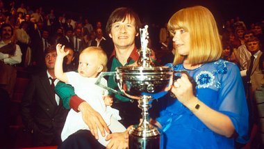Happy birthday to the 1972, 1982 World Champion Alex Higgins!  