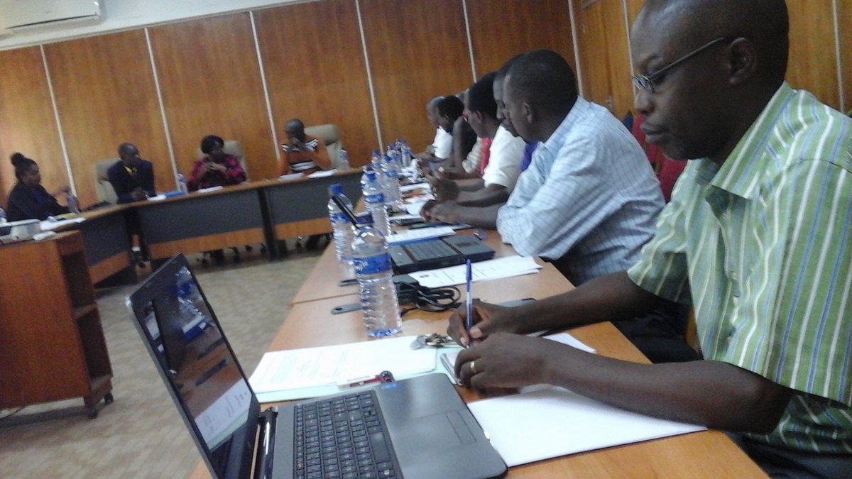 MinCommerce's tweet photo. #BURUNDISOMMETDU COMESA-SERA TENU À BUJUMBURA EN OCTOBRE 2017:Échange sur l'Accord  d'Accueil entre le Gouvernement du Burundi et le COMESA https://t.co/ucD4MRMKFE