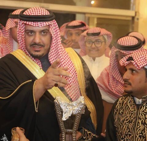 bayan_925 tweet picture
