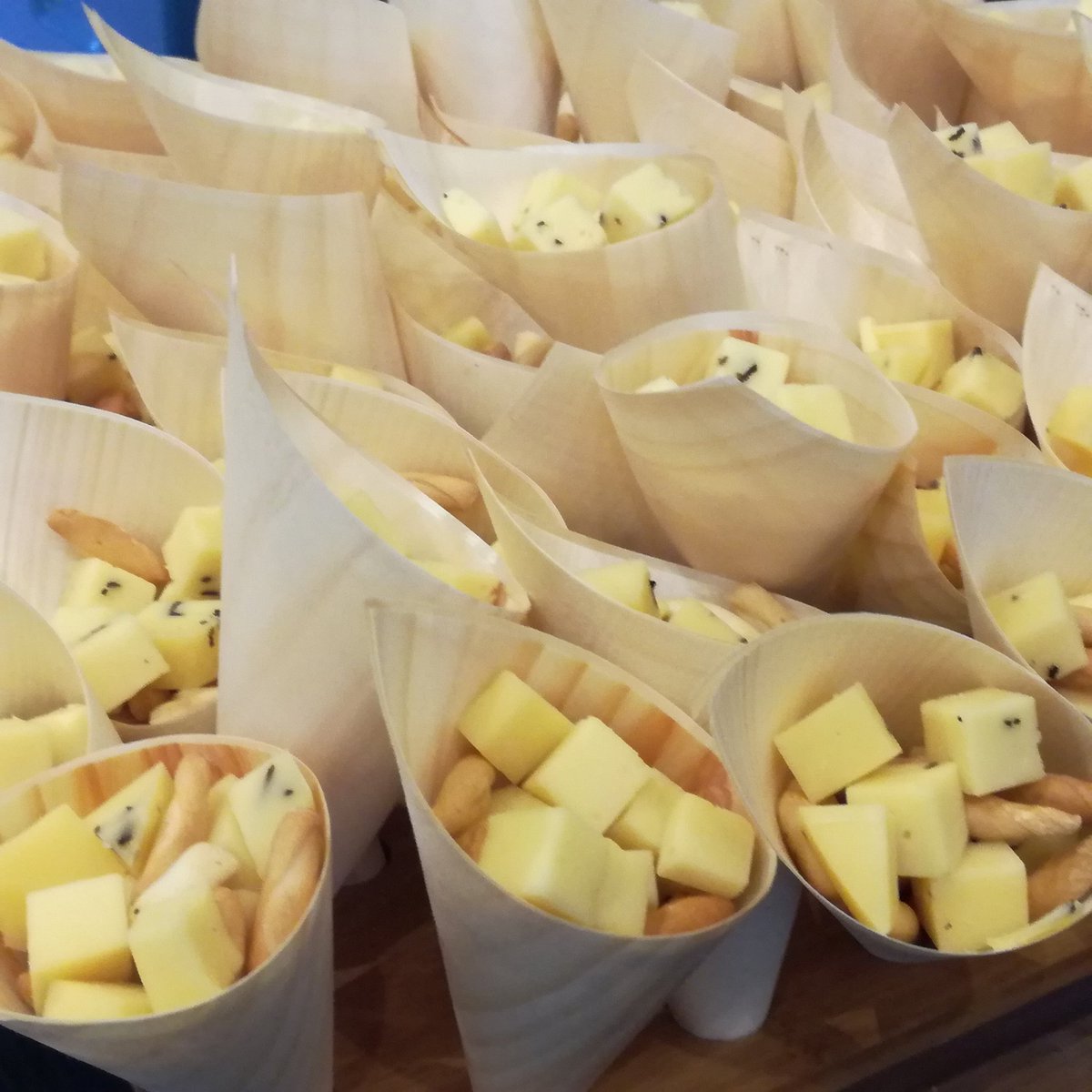 CPCcookingideas's tweet photo. #Música y un #viaje por #Francia y #España a través del #queso desde @AmelieJavi @quesosamelie en concierto #órgano #BachVermut https://t.co/HM2nqhxp3m