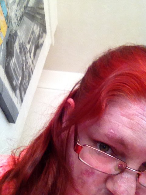 nicbubbaj's tweet photo. New hair colour Lv it xx https://t.co/lndJ5TFgkL