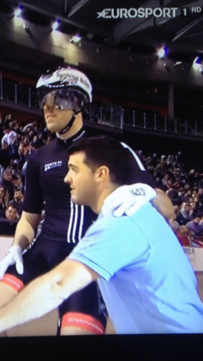 Espectacular noche de ayer en los <a href="/Sixdaymallorca/">Six Day Mallorca</a> 1 en Velocidad, 2 en Keirin y 2 en la general!! Disfrutando mucho del gran ambiente!!