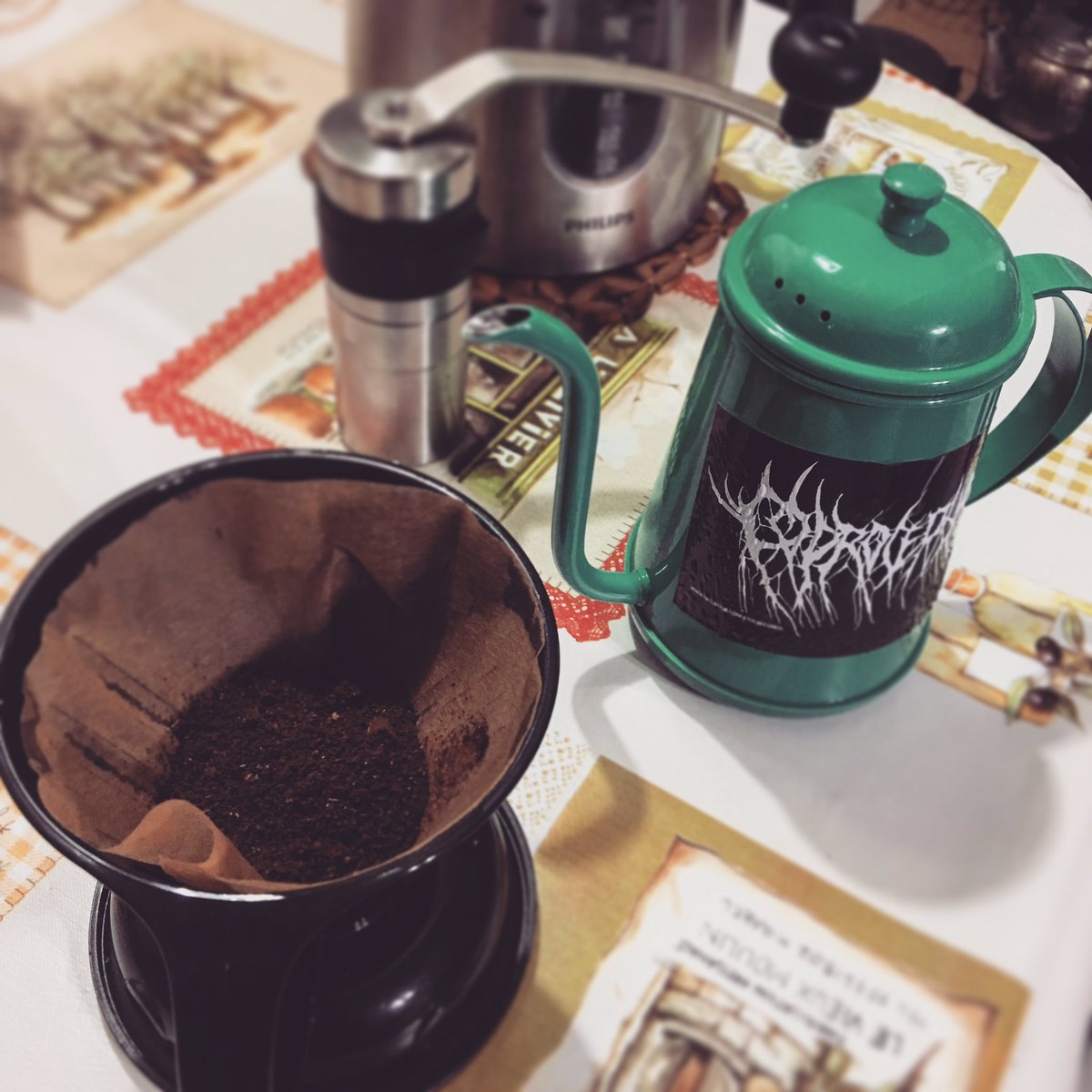 Dong__Yo's tweet photo. 家でゆっくりコーヒーを飲むんです☕️
#SingleCoffee https://t.co/NXekV1nGhT