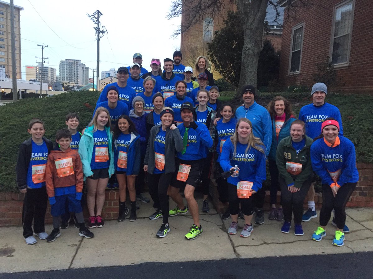 Great pic with #TeamFox, running with <a href="/TeamLIVESTRONG/">TeamLIVESTRONG</a> in the <a href="/ShamrockOn/">Shamrock Marathon</a> 8k. <a href="/livestrong/">Livestrong</a>