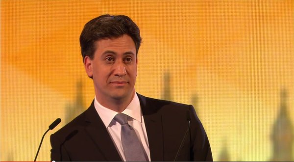 chungodaw's tweet photo. THE PR AND IMAGE MAKERS SAID  'LOOK LIKE A LEADER'----------WELL 

 NAW-----------  A TOSSER https://t.co/3iplUyOXEu
