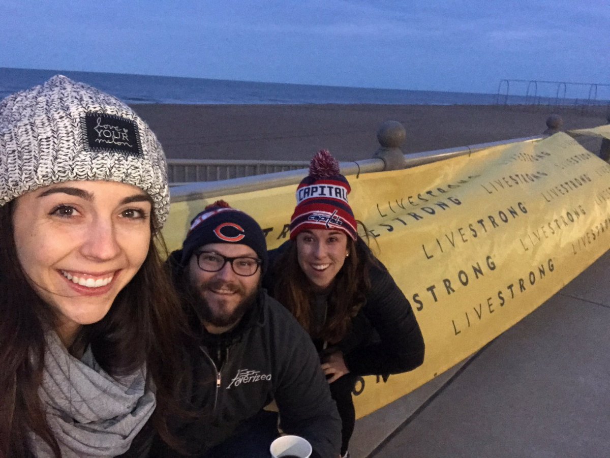 Up and ready early to cheer <a href="/ShamrockOn/">Shamrock Marathon</a>! Wool hats required! 💪