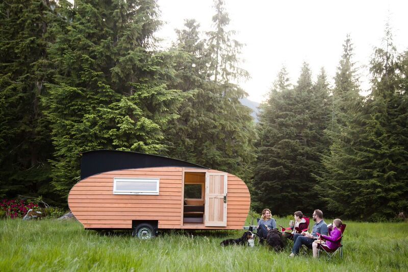 ramonray's tweet image. Homegrown Trailers hits the road with #Windows0 -  nice story of tech and business blending together - bit.ly/2nwQhCa