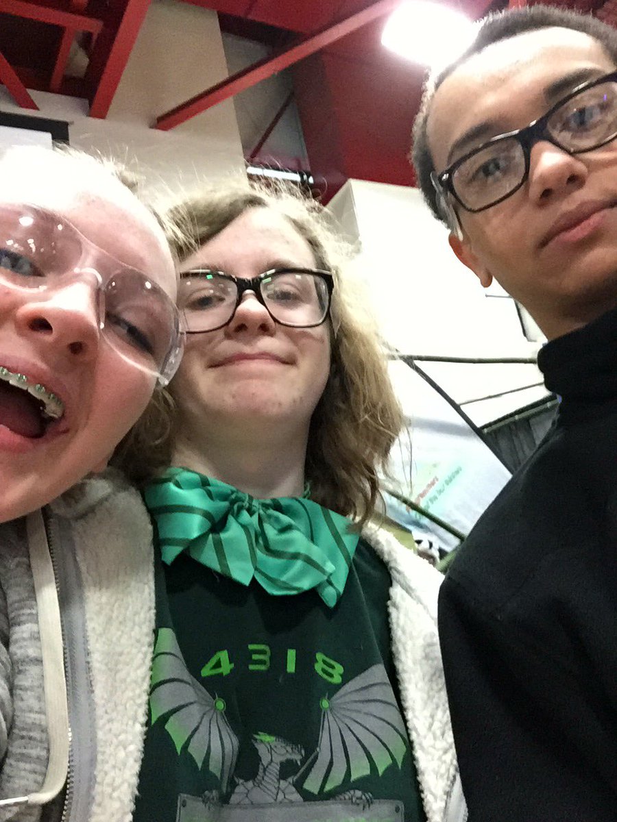 ftc4318's tweet photo. Ready for day 2 of super regionals! https://t.co/V5JjlXTS14