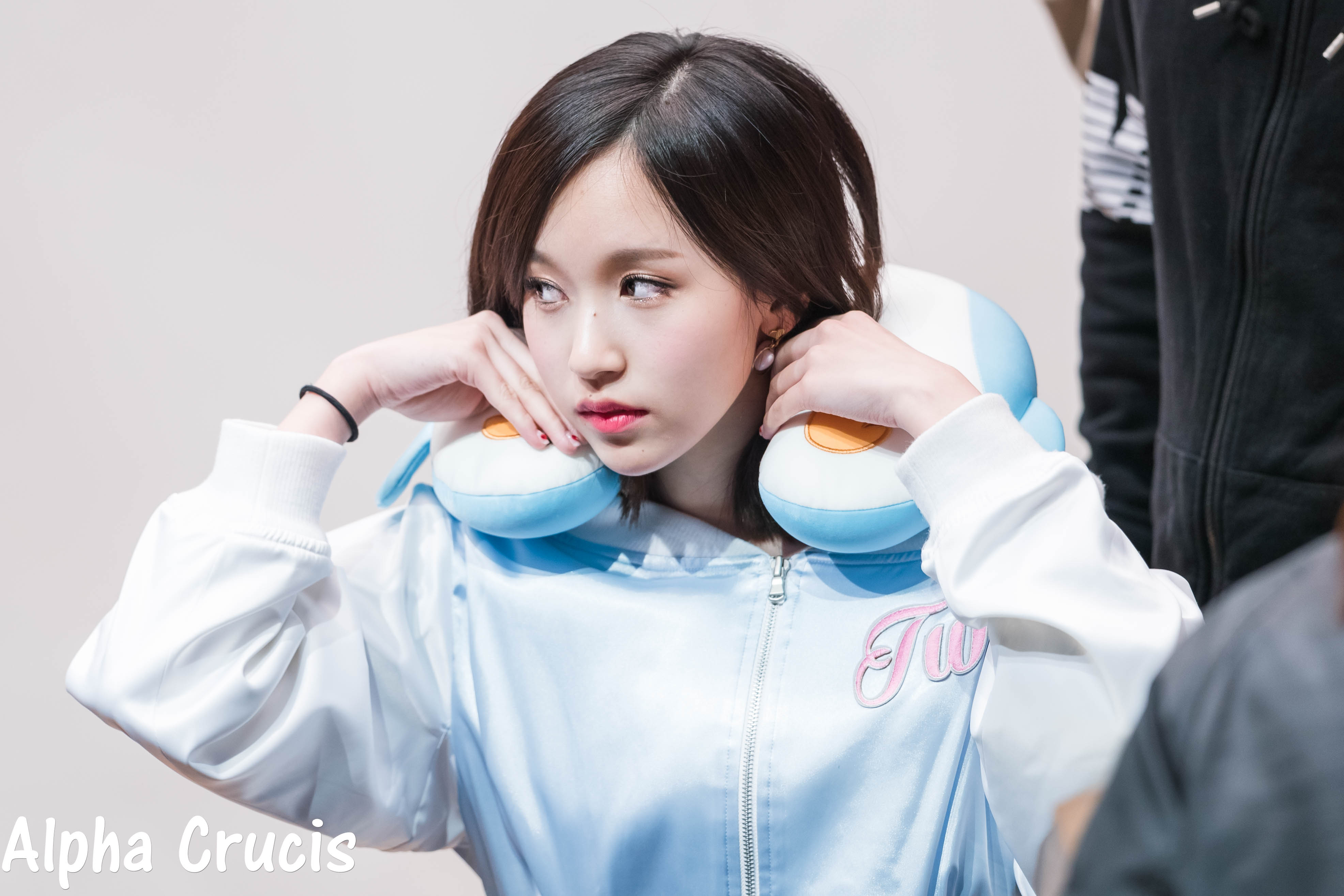 C7MsAlrVAAADyP8.jpg:orig