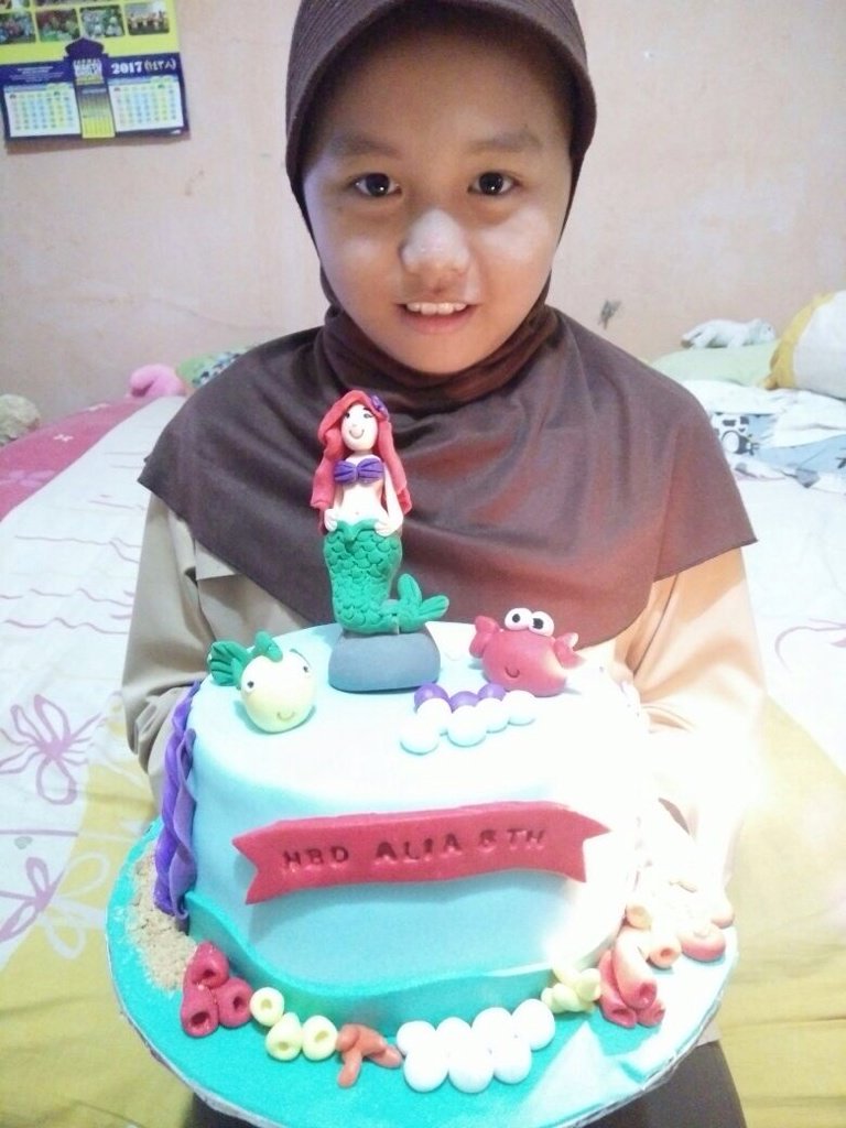 ondniest15's tweet photo. Dont grow up too fast baby... https://t.co/0l5JLOKpOv
