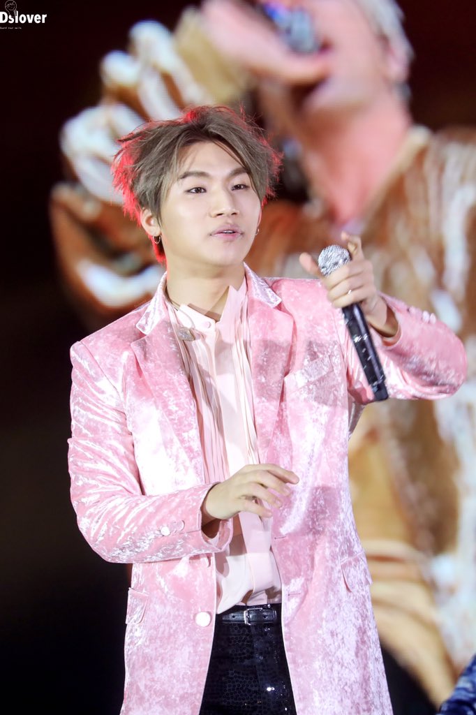 Dslover_Fansite's tweet photo. #DAESUNG #๋์ฑ #DLITE #ใใฝใณ
#Dslover
pink๐๐ฆ๐๐ธ๐ https://t.co/O2fX1Ice5L