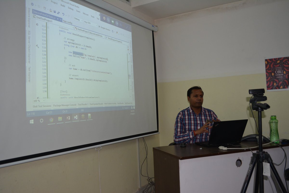 JagmohanRathore's tweet photo. @bankavipin presenting unit Sitecore application using #fakedb @sitecore @sugjpr @unicolumn https://t.co/dwp2HArpsX