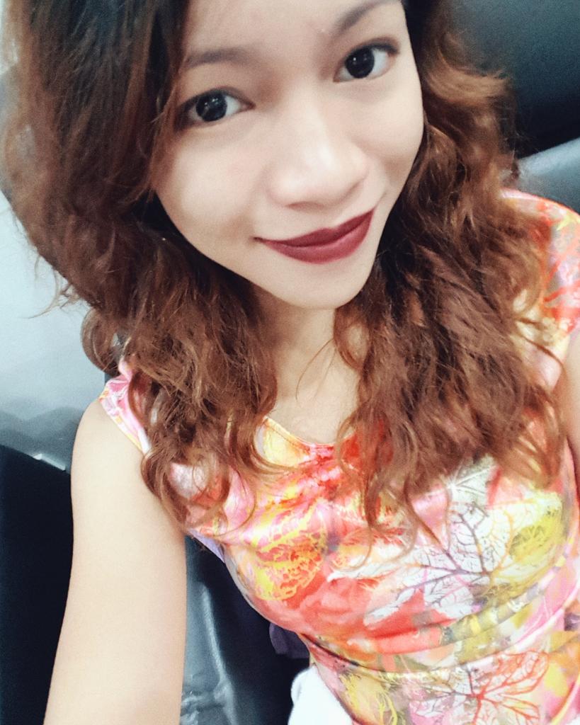 MicahCabaysa's tweet photo. "The mostΒ beautiful curve on a woman's bodyΒ is herΒ smile." π
#HappyMM #PicOfTheDay https://t.co/lxZKwsNI6W