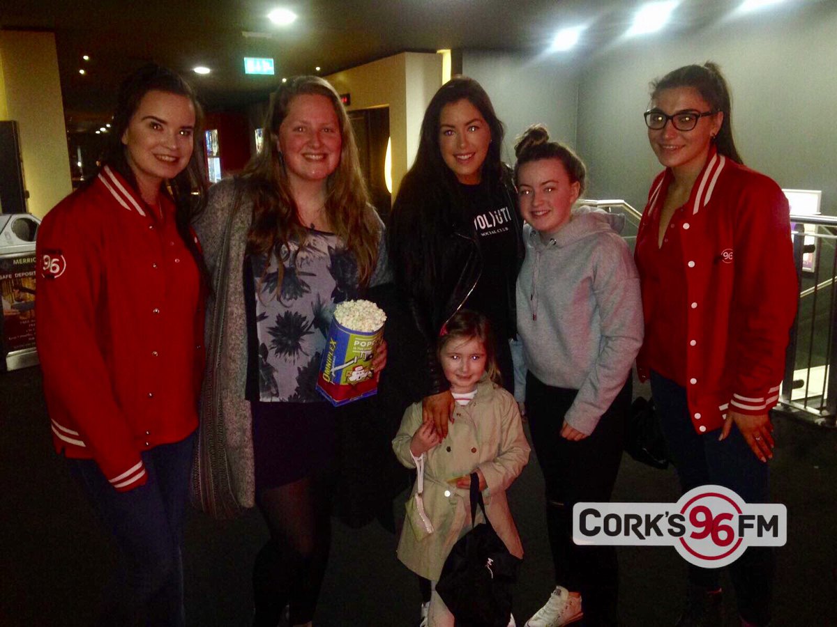 Corks96FM's tweet image. #CantWaitForThis we are @mahonpointsc @omniplexcinema for an exclusive @Corks96FM screening of Beauty And The Beast #BeOurGuest #WeAreCork