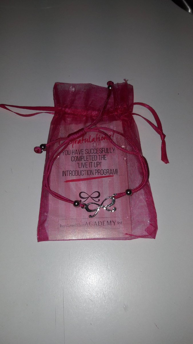 Trop mamichou le bracelet pour live it up💖👌🙈💖 #sheropower#liveitup